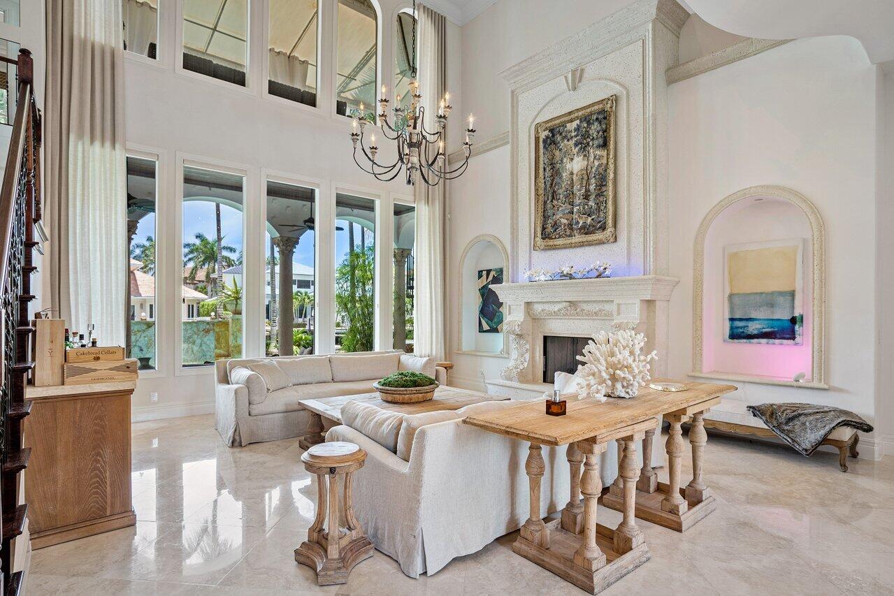 TROPIC ISLE - Residential