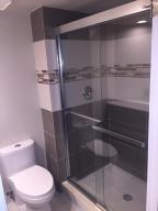 GLENEAGLES CONDO I - Residential Lease