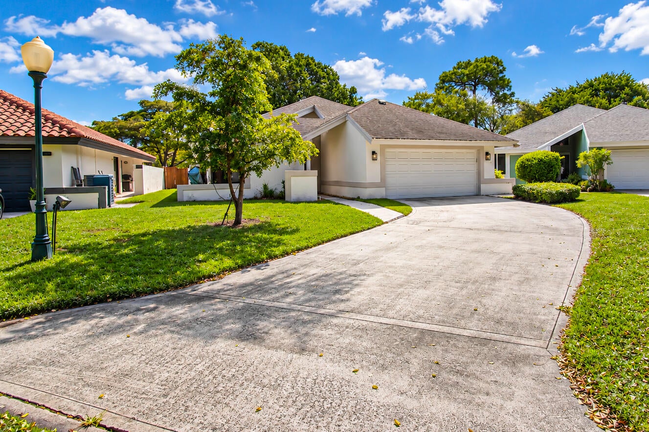 6708 SWEET MAPLE Lane