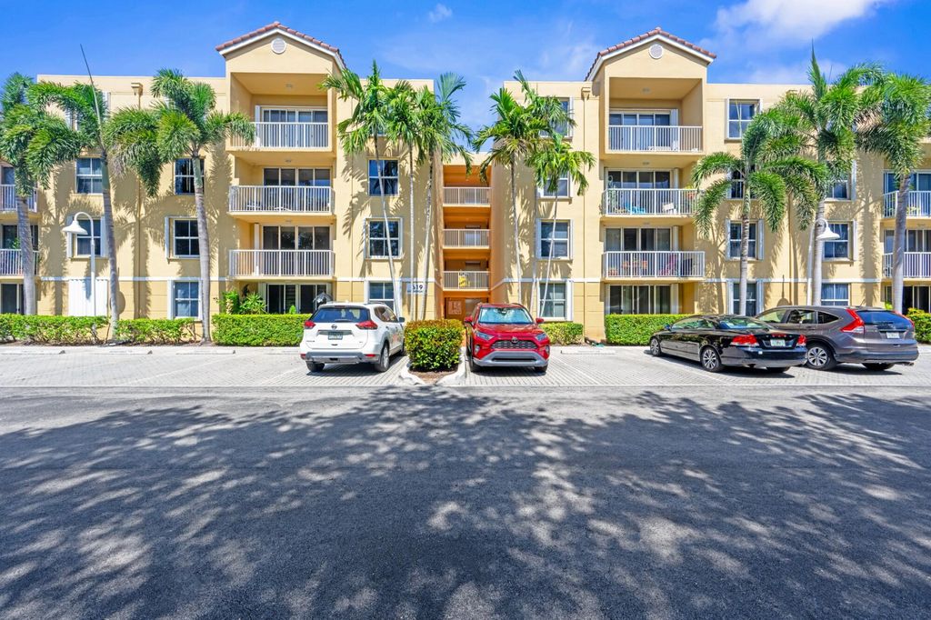 Photo of 619 E Sheridan Street #106, Dania Beach, FL 33004 (MLS # B26042042)