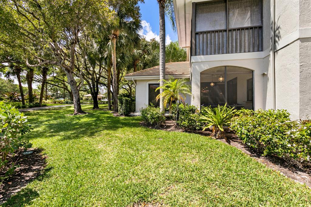 WEST BAY AT JONATHANS LANDING CONDO - Residential