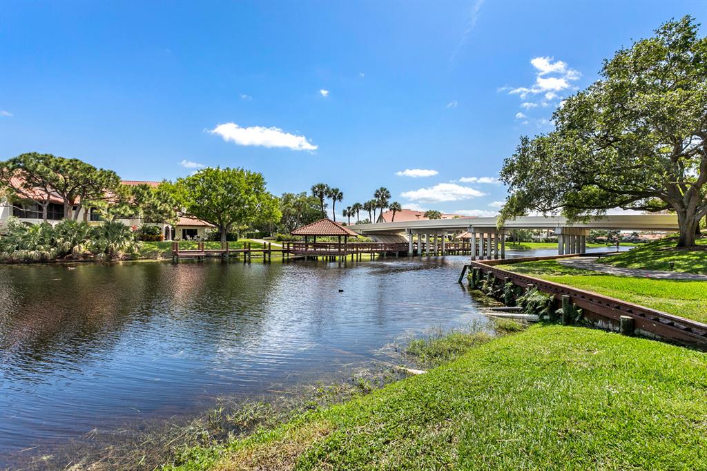 WEST BAY AT JONATHANS LANDING CONDO - Residential
