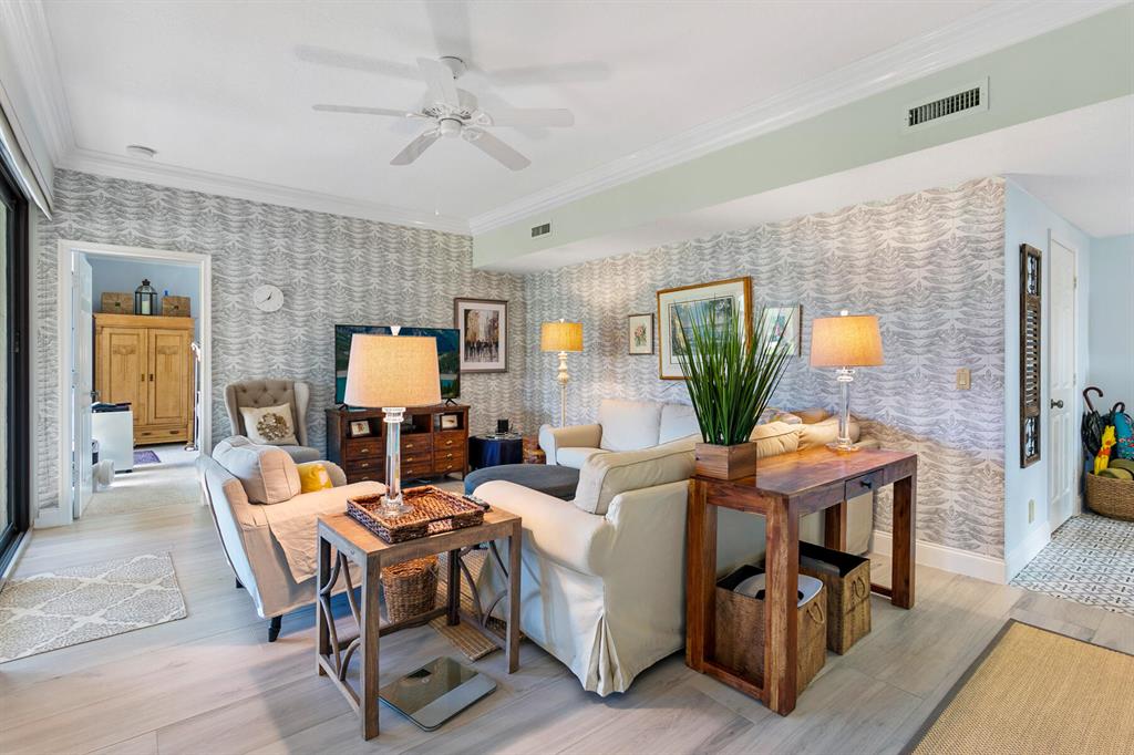 WEST BAY AT JONATHANS LANDING CONDO - Residential