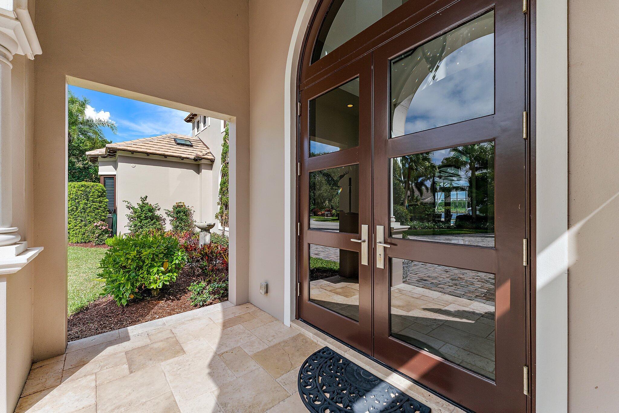 2506 NW Hollyberry Lane