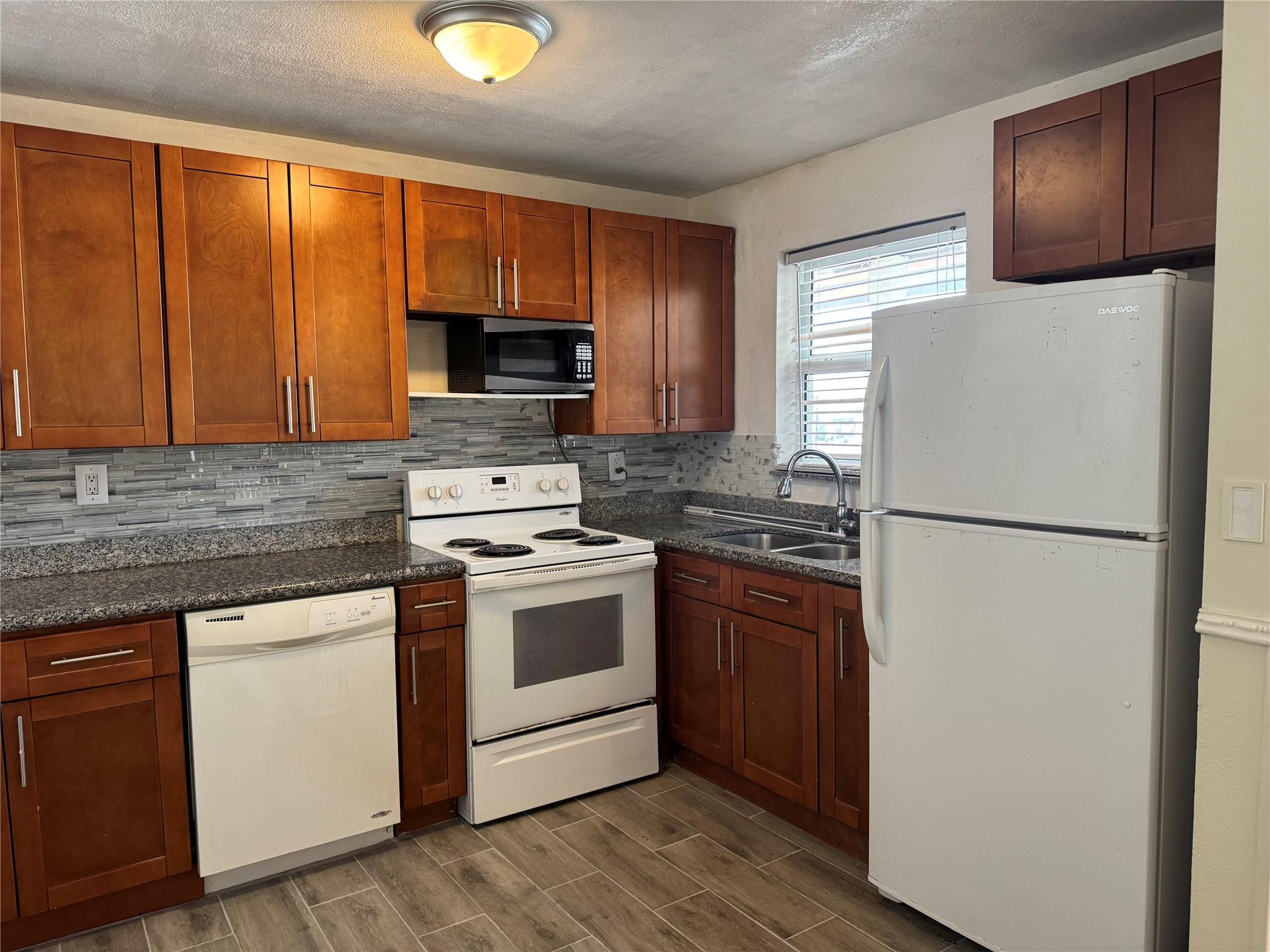 The Cove 32-48 B - Residential Lease