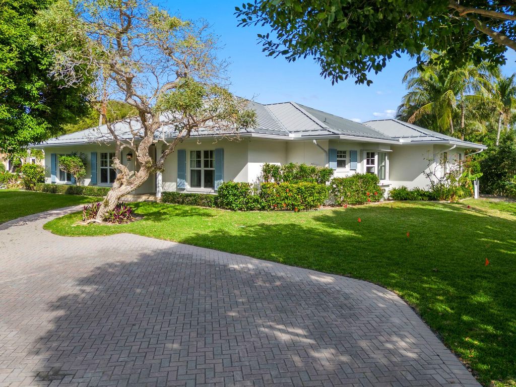 Photo of 3 Osprey Court, Ocean Ridge, FL 33435 (MLS # R10974121)