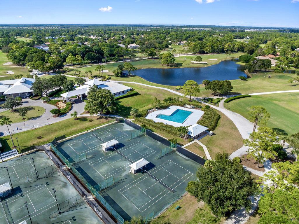 SCARBOROUGH ESTATES - Residential