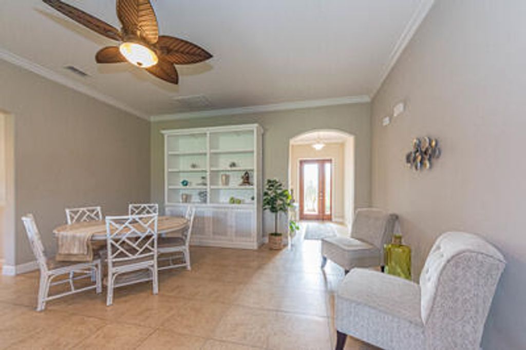 Photo of 4250 Diamond Square, Vero Beach, FL 32967 (MLS # R11159201)