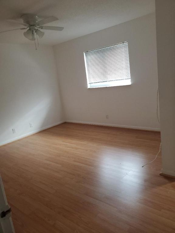 STRATFORD CONDOMINIUM - Residential