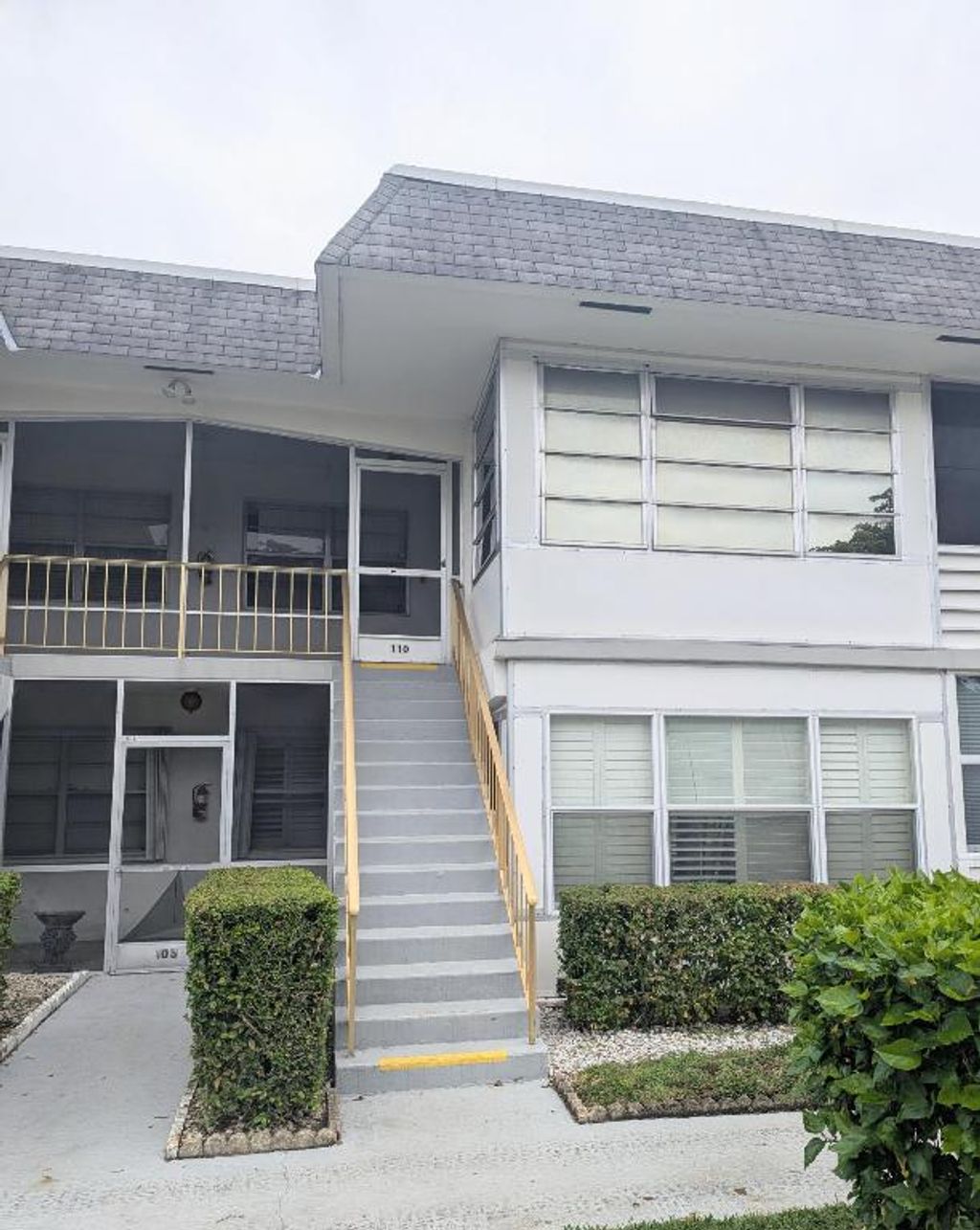 Photo of 110 Stratford H, West Palm Beach, FL 33417 (MLS # R11154838)