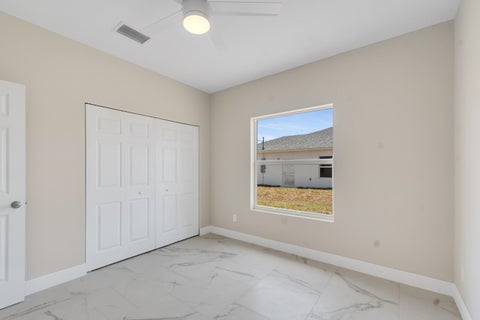 Tiny photo for 920 7th Place, Vero Beach, FL 32962 (MLS # B26053929)