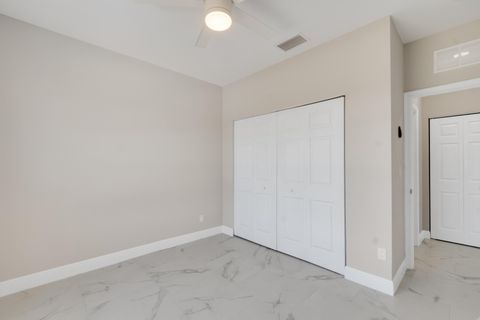 Tiny photo for 920 7th Place, Vero Beach, FL 32962 (MLS # B26053929)