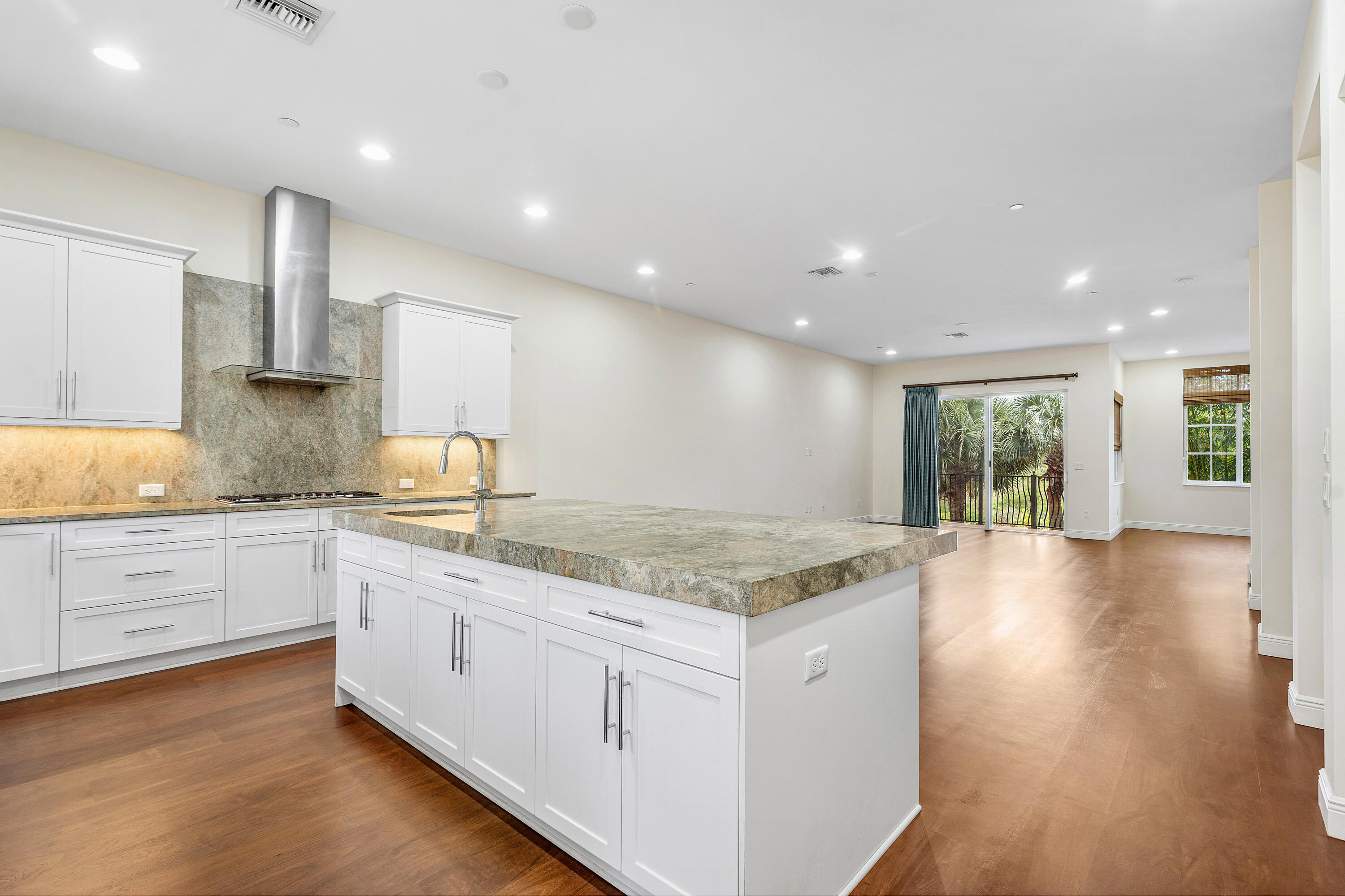 Tierra Del Sol at Jupiter - Residential