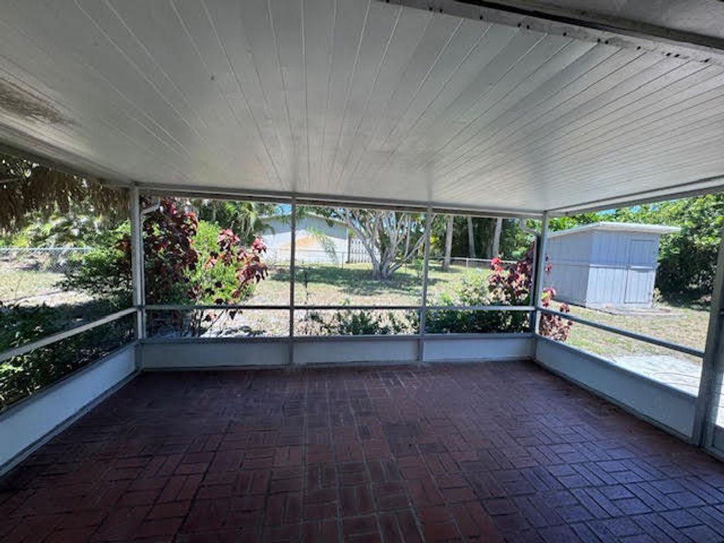 Photo of 709 SE Alamanda Way, Stuart, FL 34996 (MLS # R11103482)