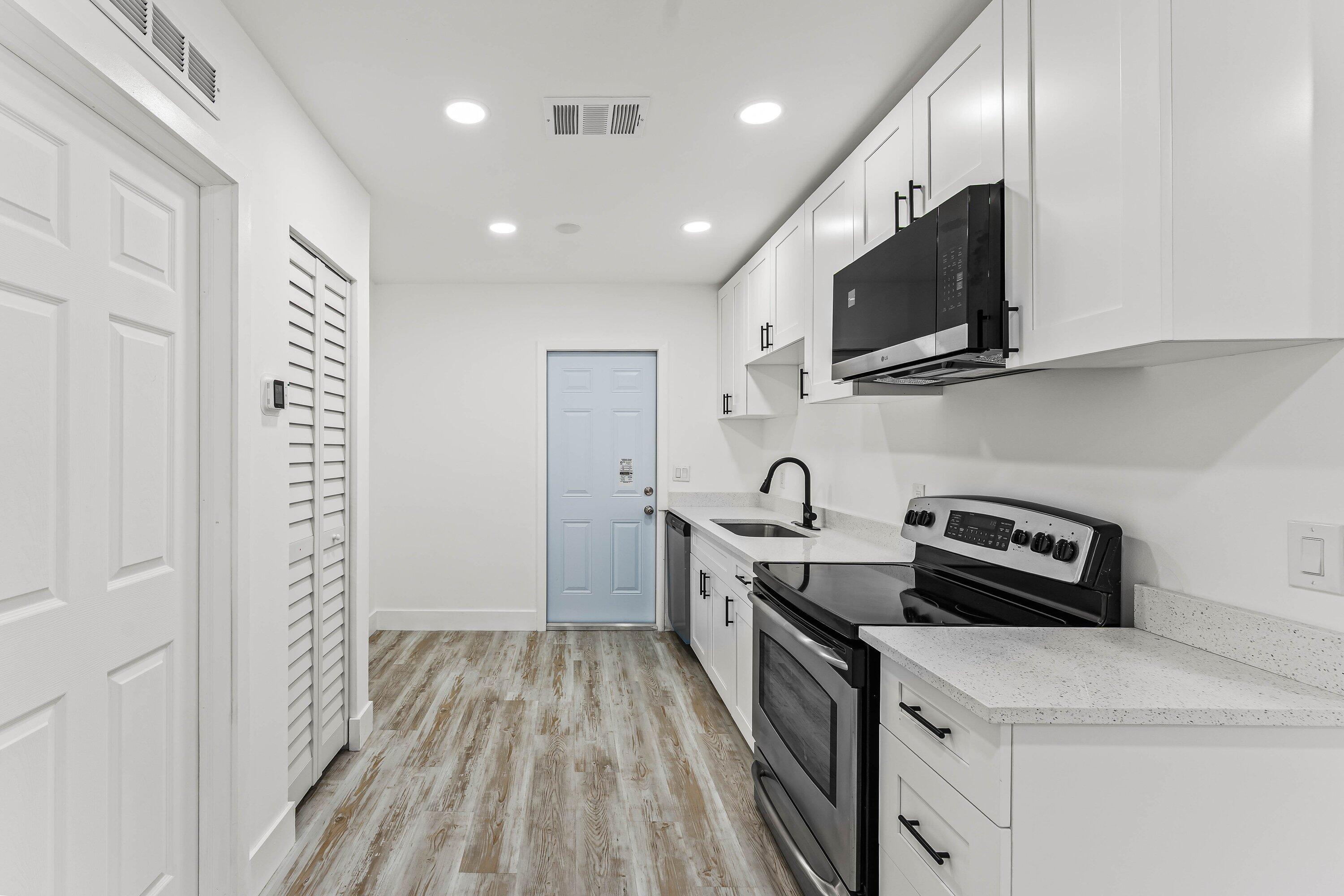 CENTRAL PARK ANNEX - Residential Lease