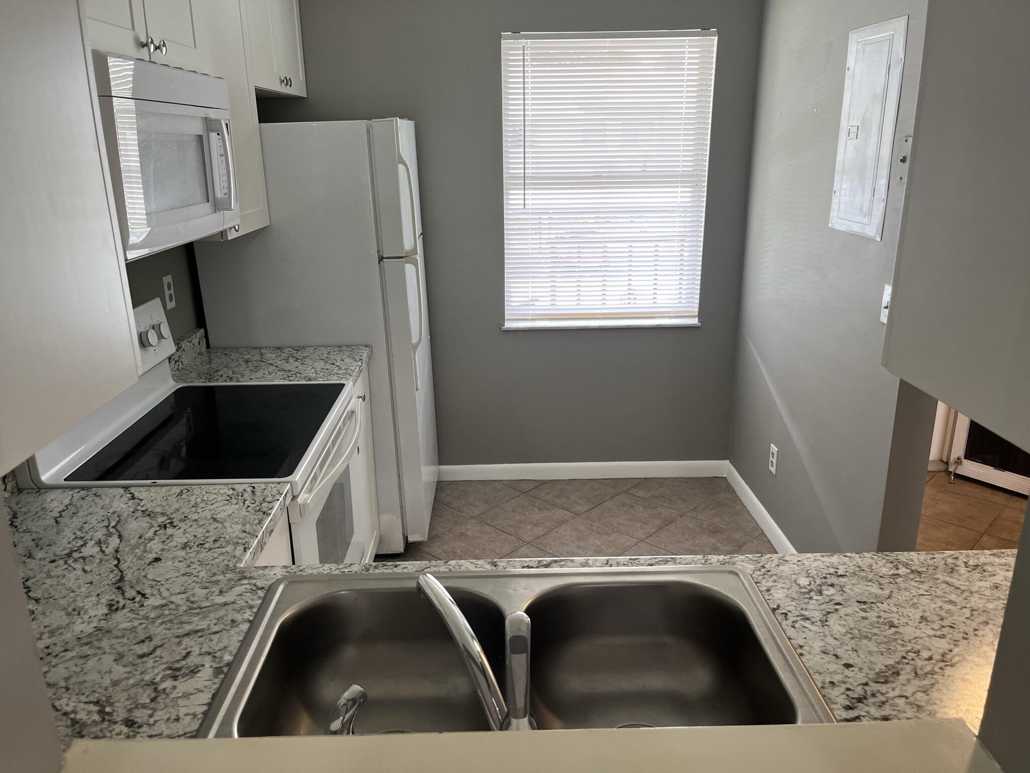 INDIAN PINES CONDO (ALL PHASES) - Residential Lease