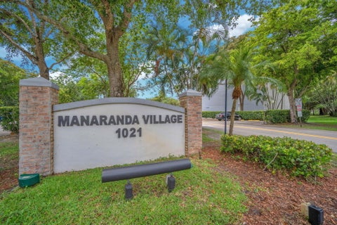 Photo of 1021 Mockingbird Lane #303, Plantation, FL 33324 (MLS # B26043404)