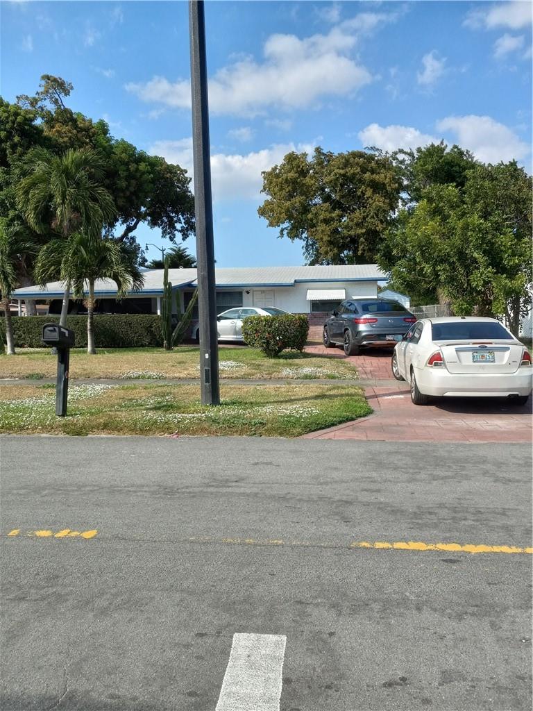 Esquire Lake Estates Sec - Residential