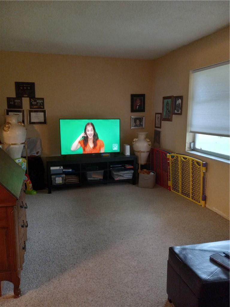 Esquire Lake Estates Sec - Residential