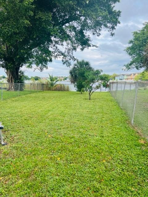 Esquire Lake Estates Sec - Residential