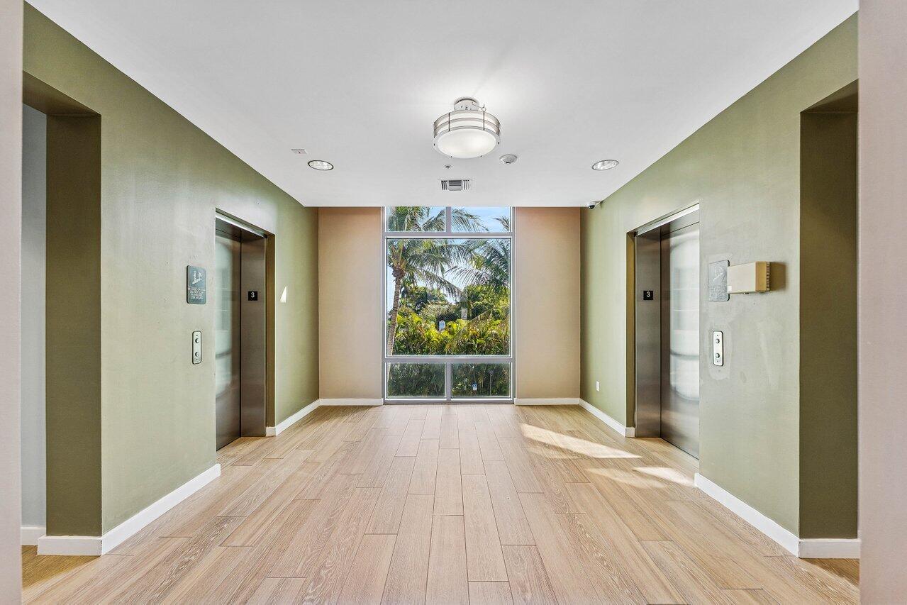 MERIDIAN DELRAY CONDO - Residential