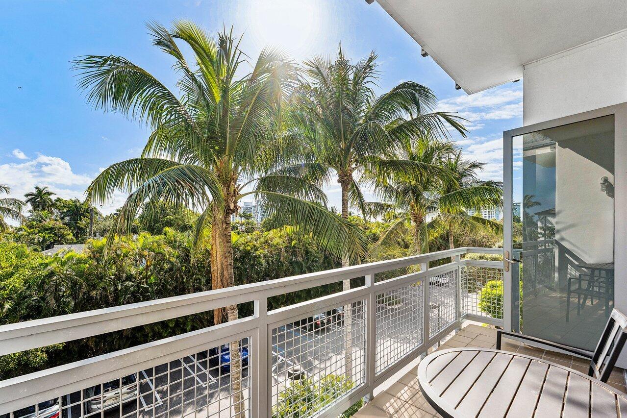 MERIDIAN DELRAY CONDO - Residential