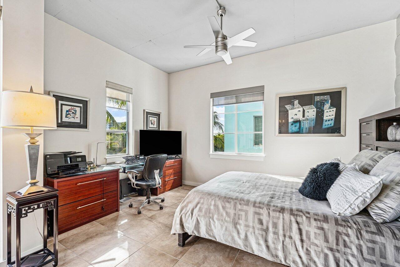 MERIDIAN DELRAY CONDO - Residential