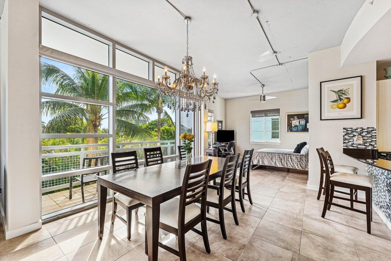 MERIDIAN DELRAY CONDO - Residential