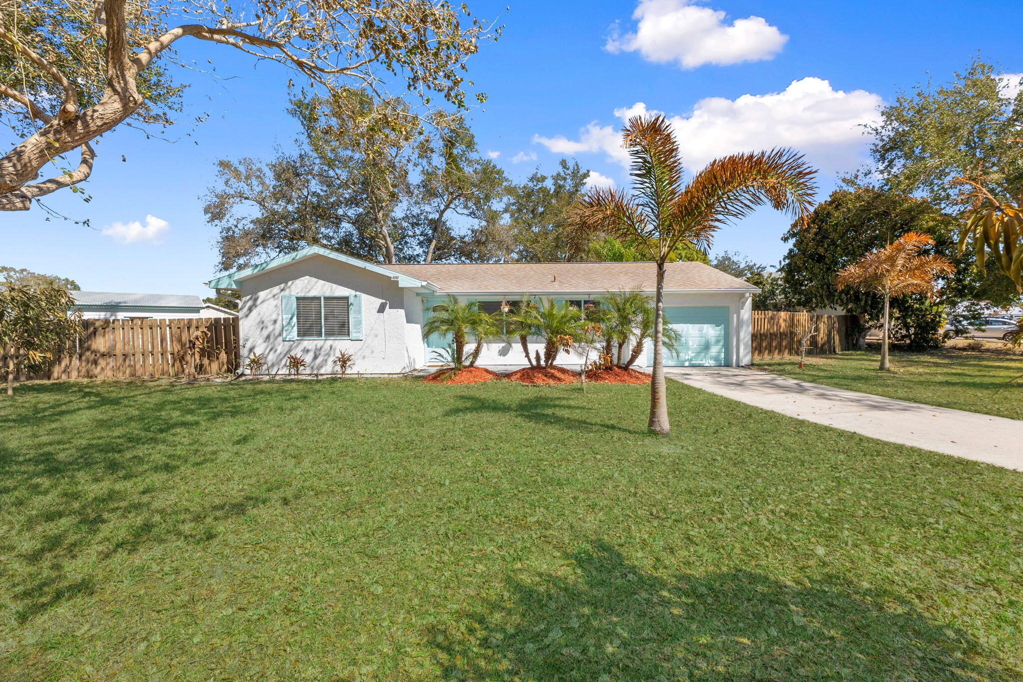 SEBASTIAN HIGHLANDS UNIT 17 - Residential