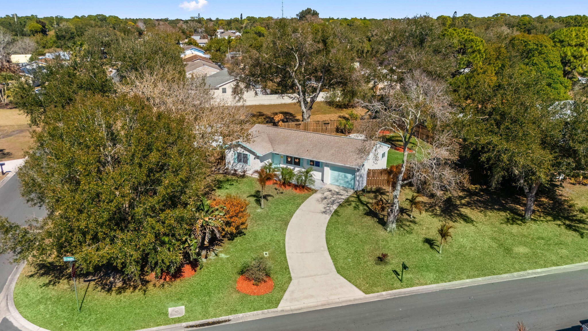 SEBASTIAN HIGHLANDS UNIT 17 - Residential