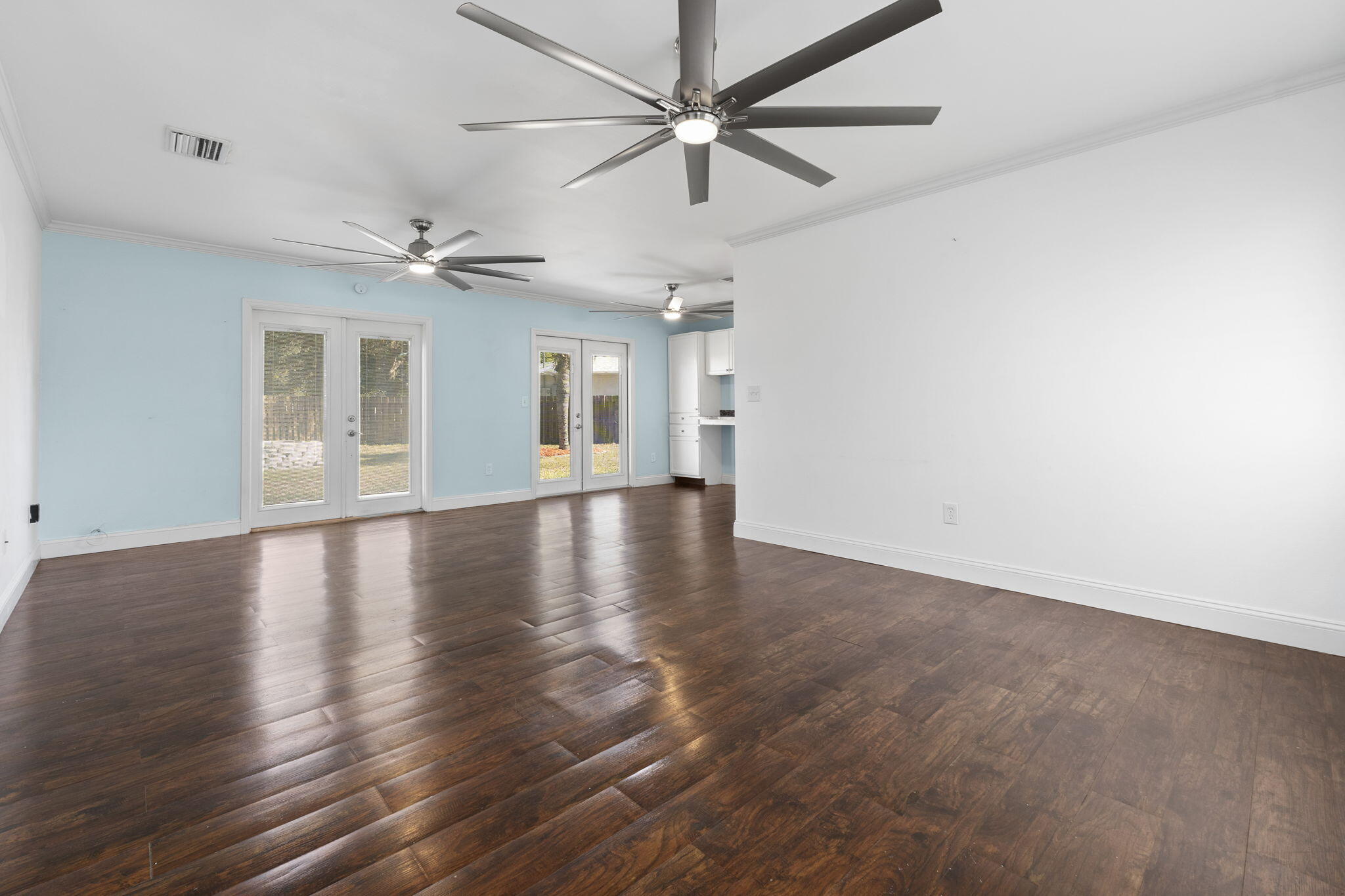 126 Ormond Court, Sebastian, FL, 32958/$265,000 4 126 Ormond Court