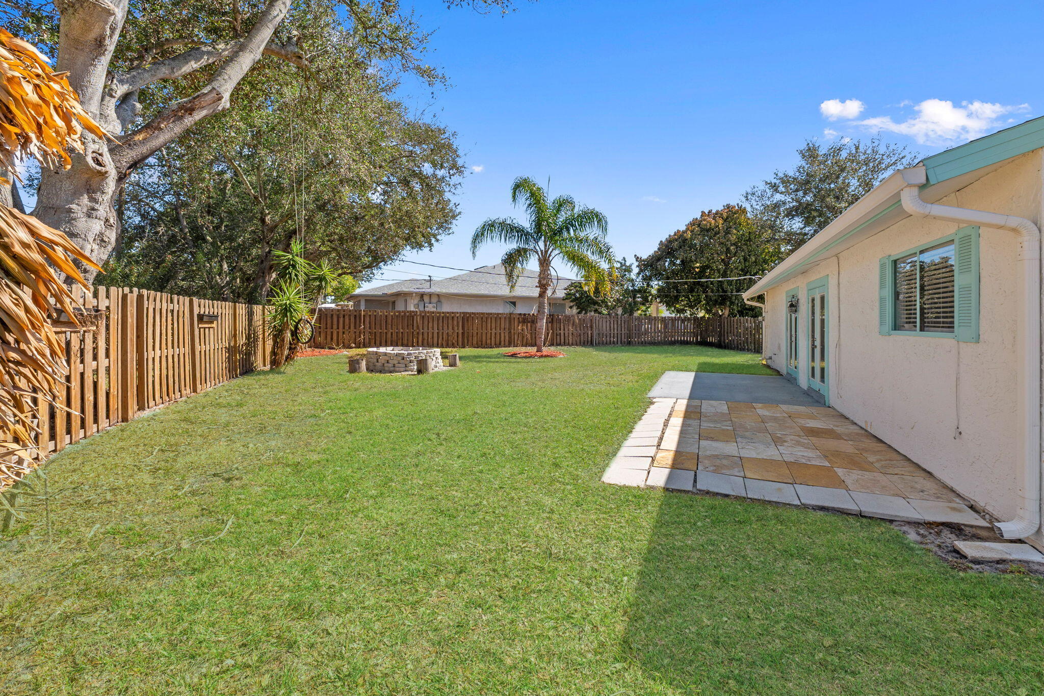 SEBASTIAN HIGHLANDS UNIT 17 - Residential