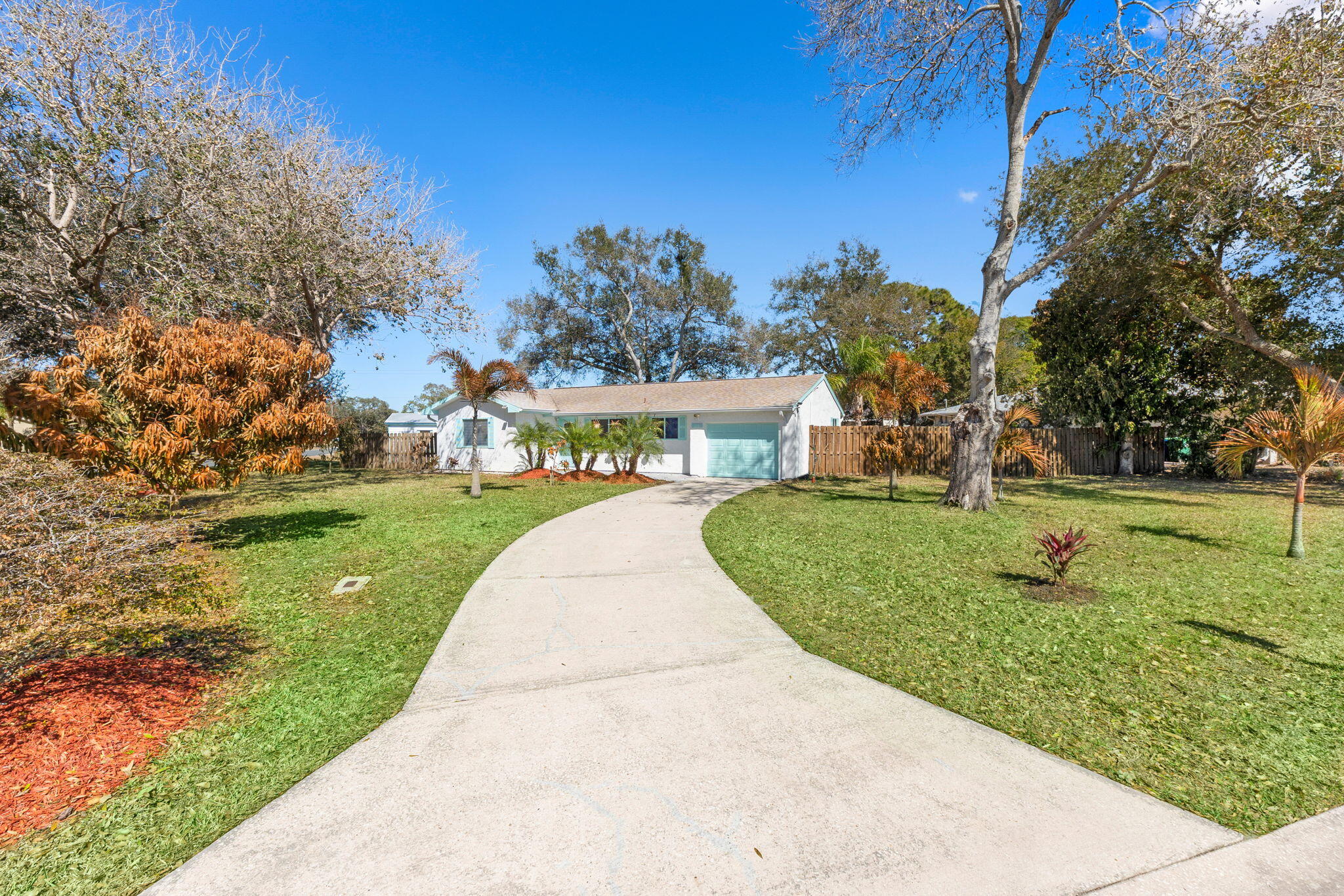 SEBASTIAN HIGHLANDS UNIT 17 - Residential