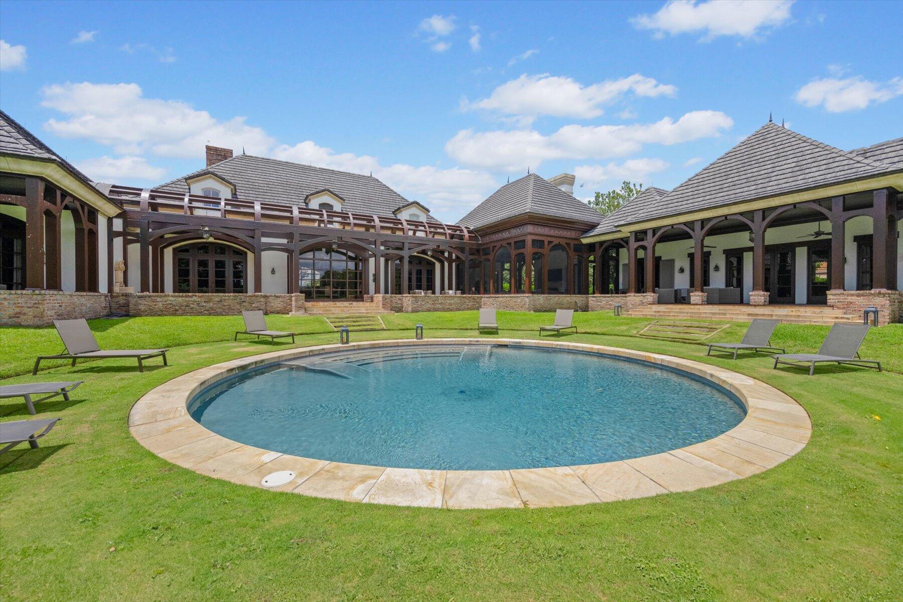 Palm Beach Polo and Count - Residential