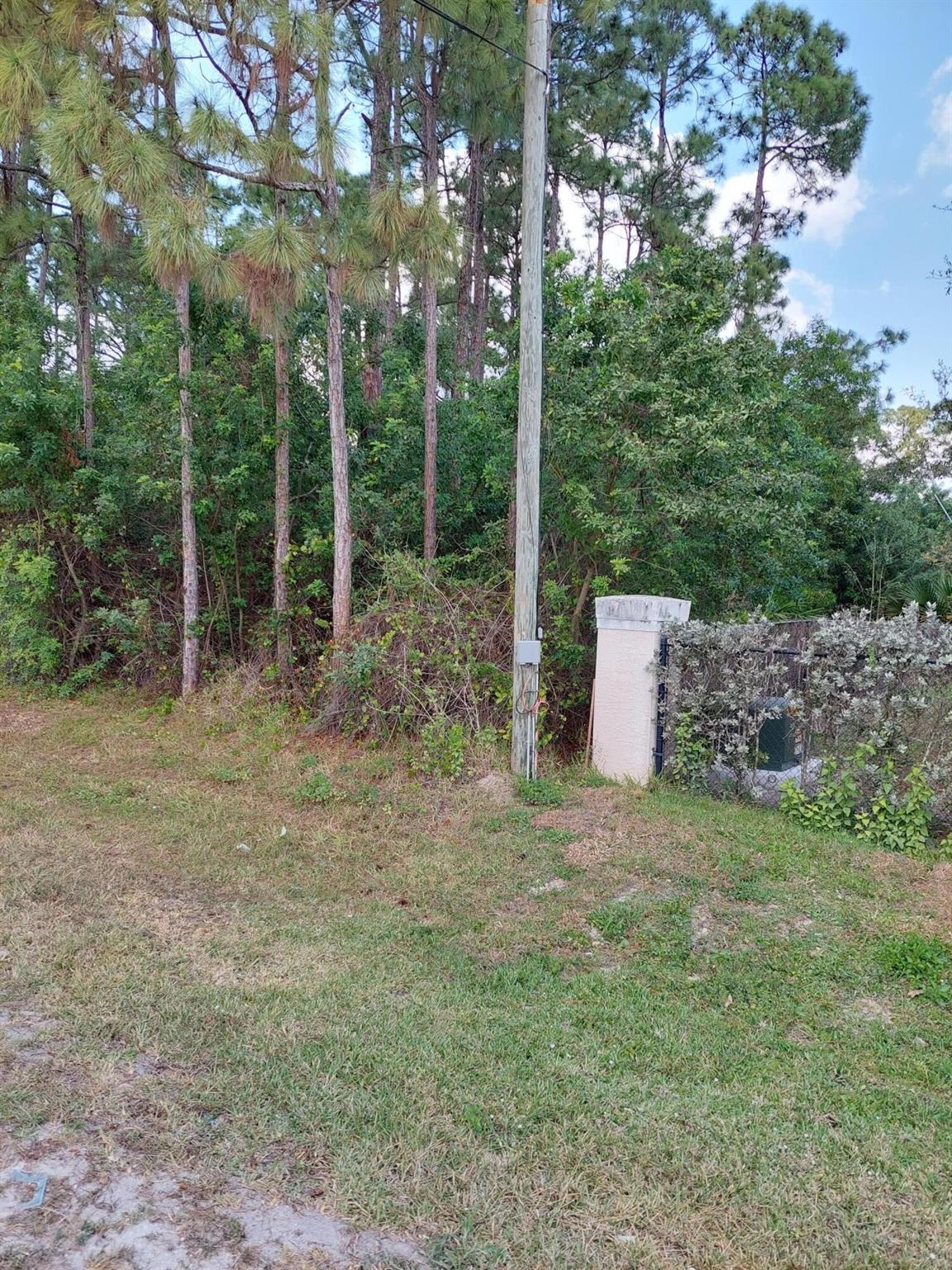 Loxahatchee/The Acreage - Land