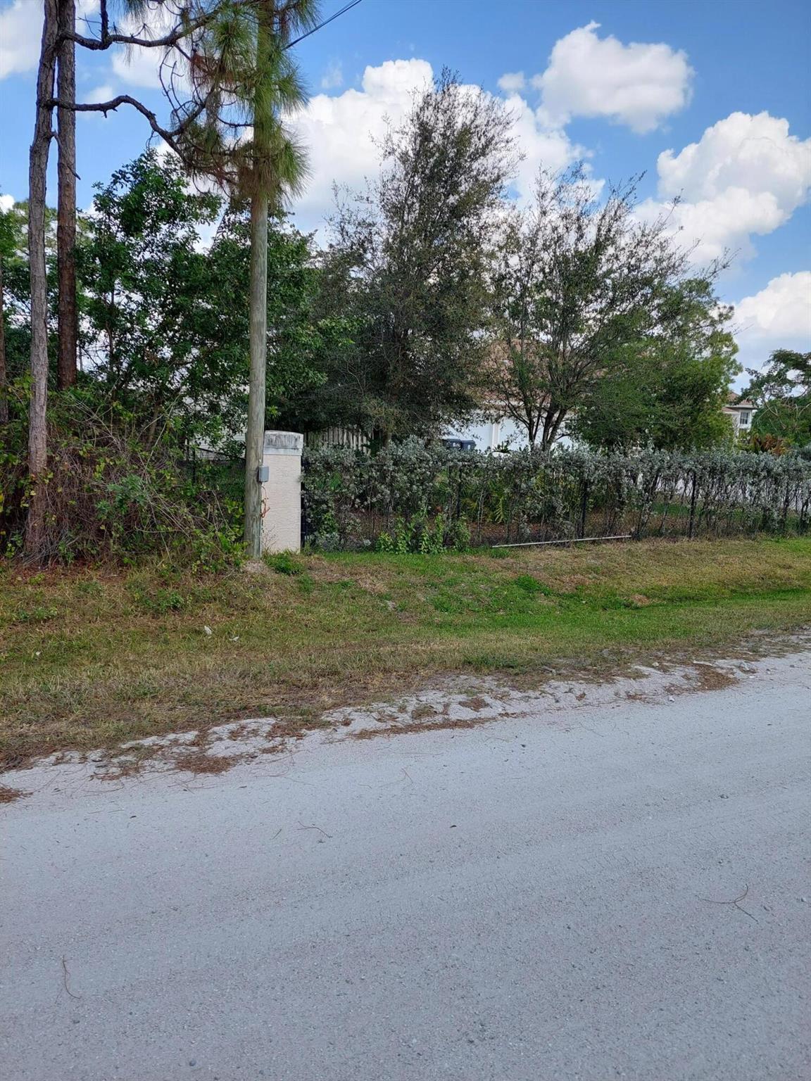 Loxahatchee/The Acreage - Land