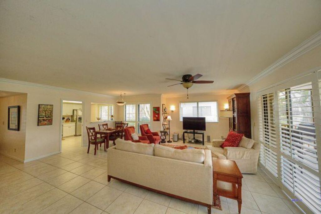 Photo of 479 Brackenwood Lane N, Palm Beach Gardens, FL 33418 (MLS # R11074558)