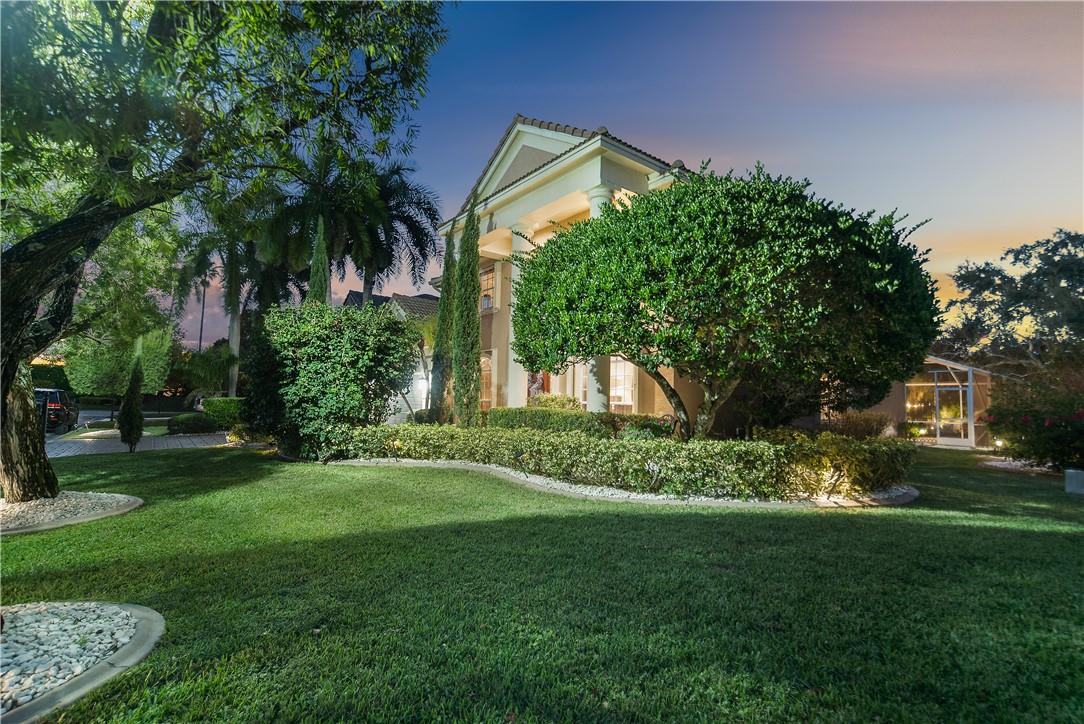 Waters Edge At Parkland - Residential