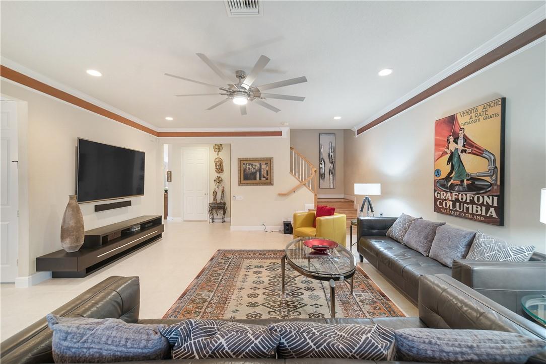 Waters Edge At Parkland - Residential