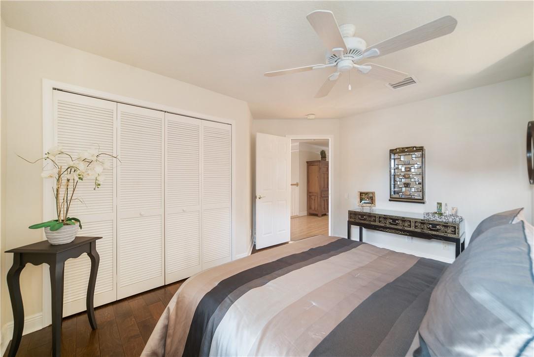 Waters Edge At Parkland - Residential