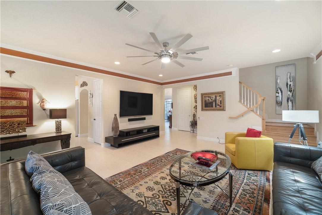 Waters Edge At Parkland - Residential