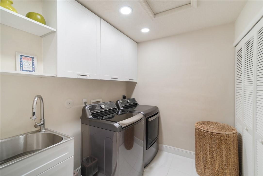 Waters Edge At Parkland - Residential