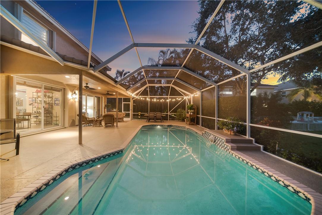 Waters Edge At Parkland - Residential