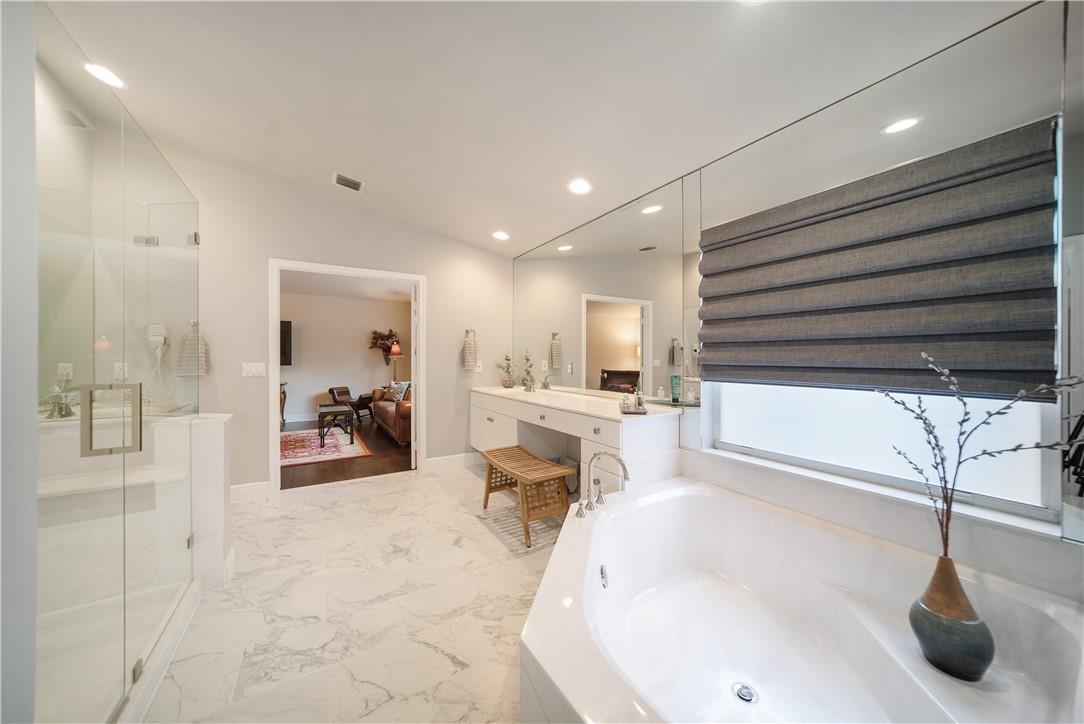 Waters Edge At Parkland - Residential