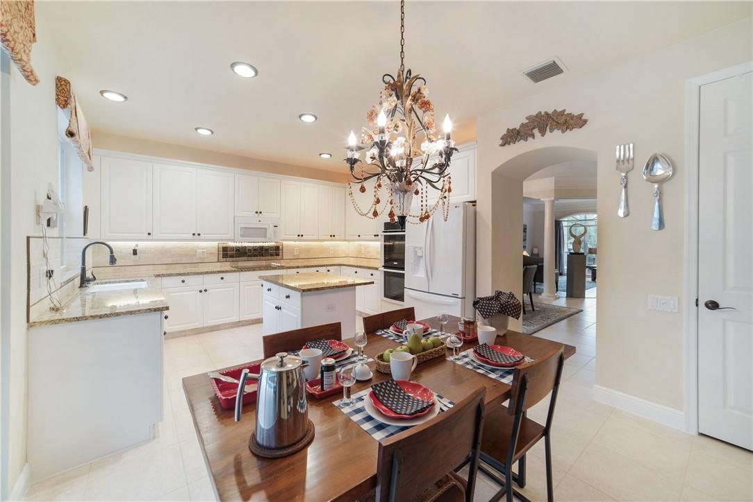 Waters Edge At Parkland - Residential