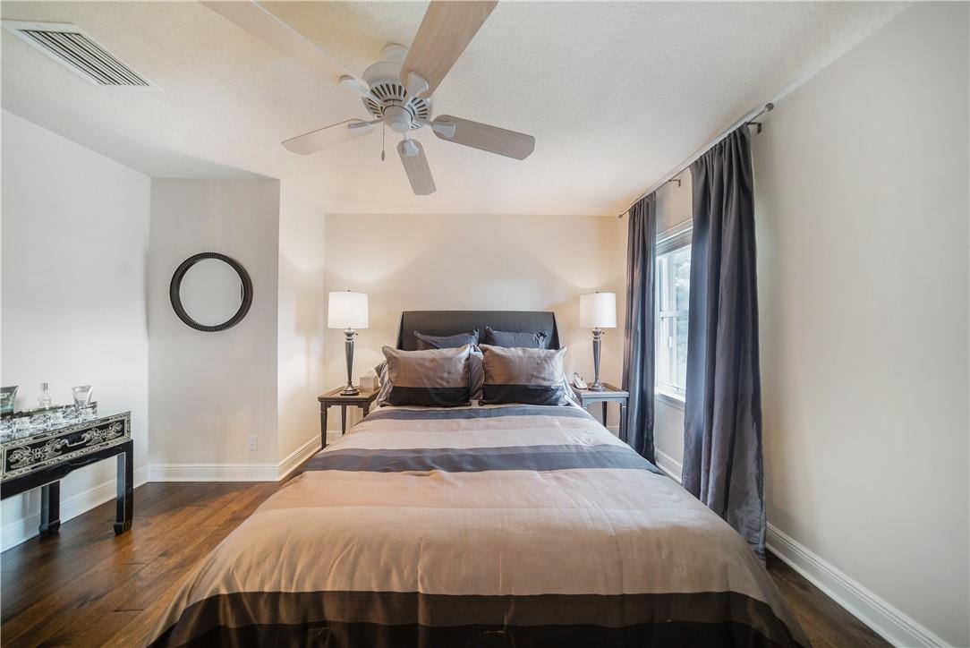 Waters Edge At Parkland - Residential