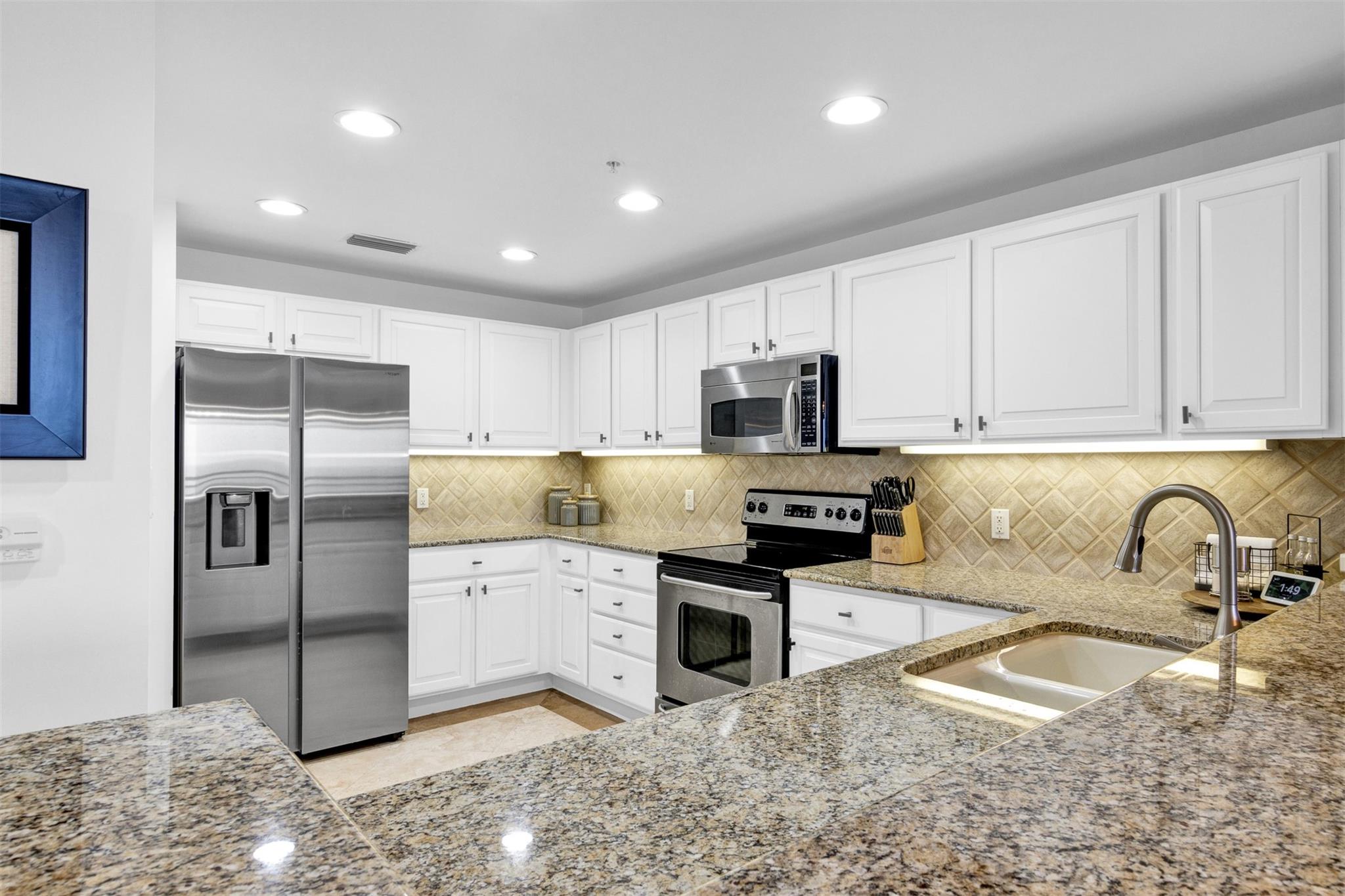 Grand Isle N Hutchinson - Residential