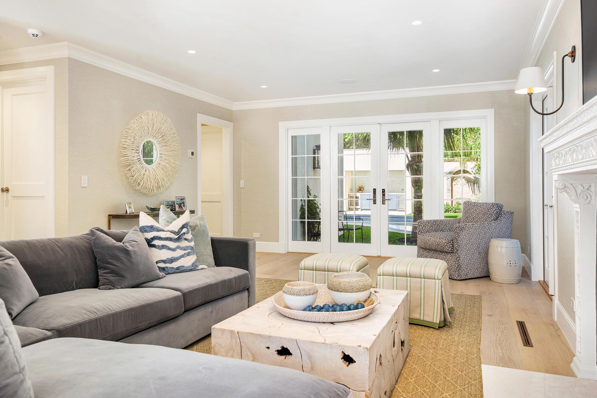 POINCIANA PARK 2ND ADD - Residential