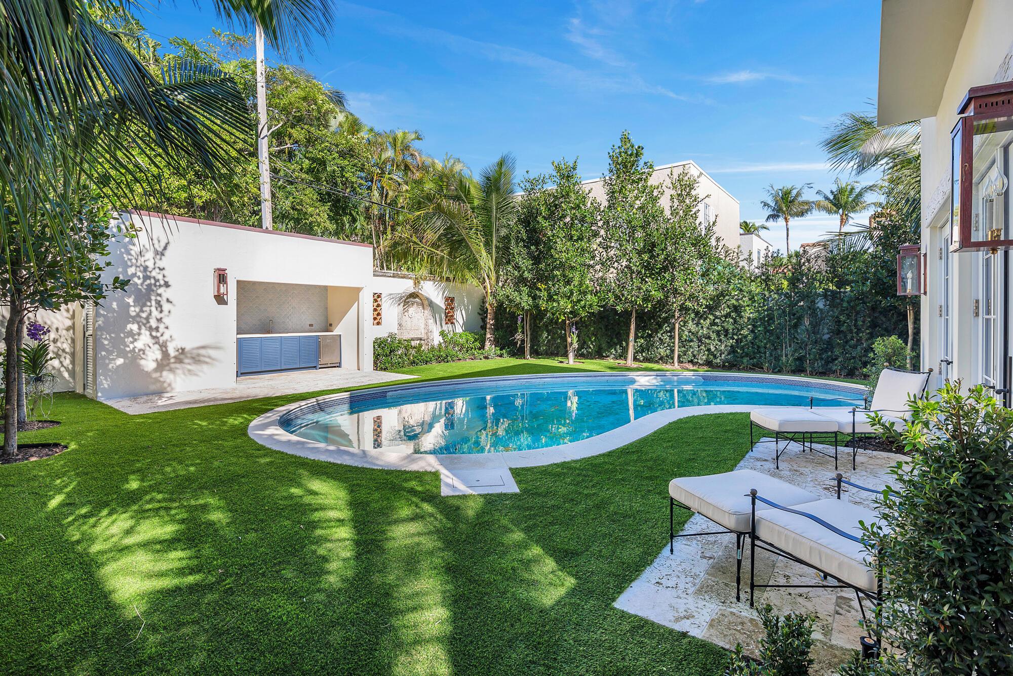 POINCIANA PARK 2ND ADD - Residential