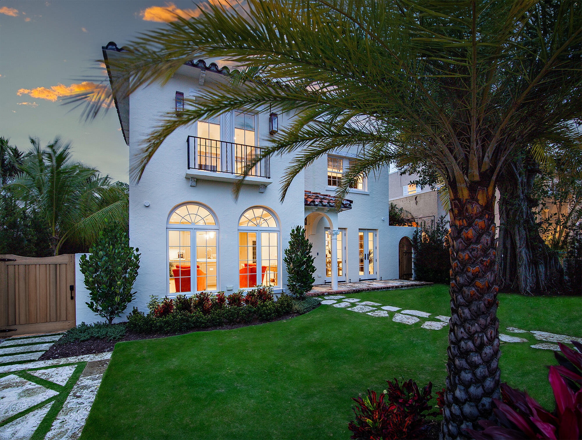 POINCIANA PARK 2ND ADD - Residential